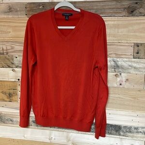 Banana Republic size M orange color v-neck luxury blend silk/cashmere sweater
